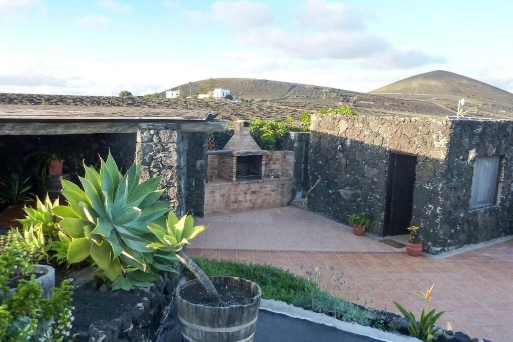 Los Frailes Eco Finca B Tinajo Exterior photo